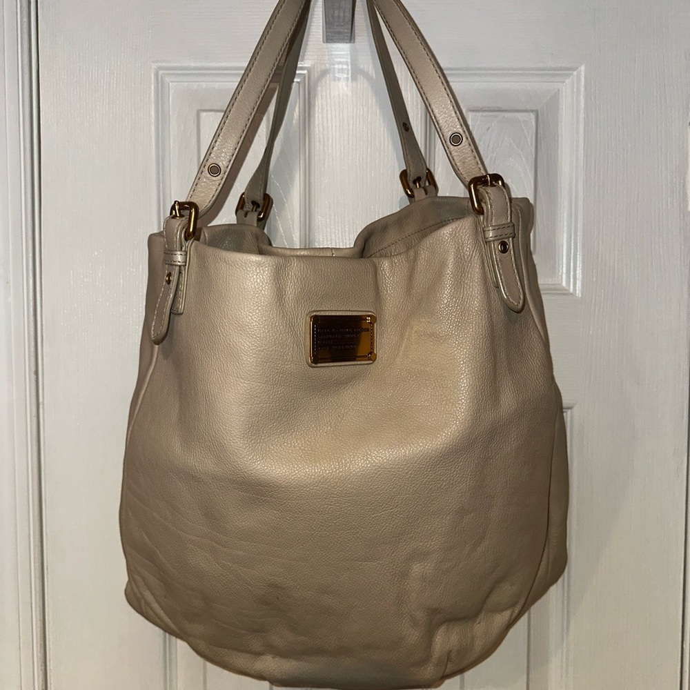 Marc Jacobs Cream Leather Shoulder Bag